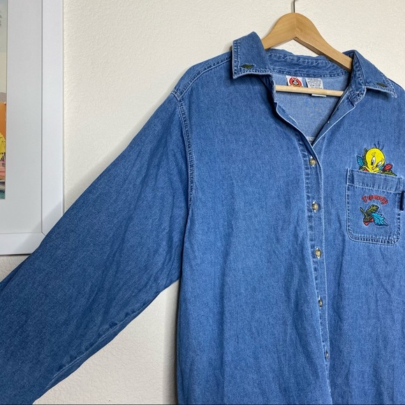 Vintage 90’s Tweety Bird Denim Shirt - Picture 2 of 7